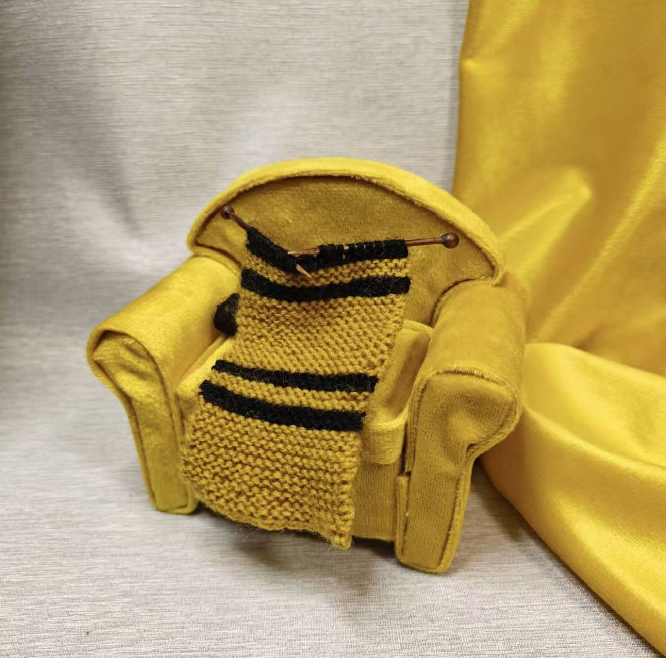 Handmade Mini Collector's Edition Magic Sofa (Fridge Magnet Keychain Ornament)