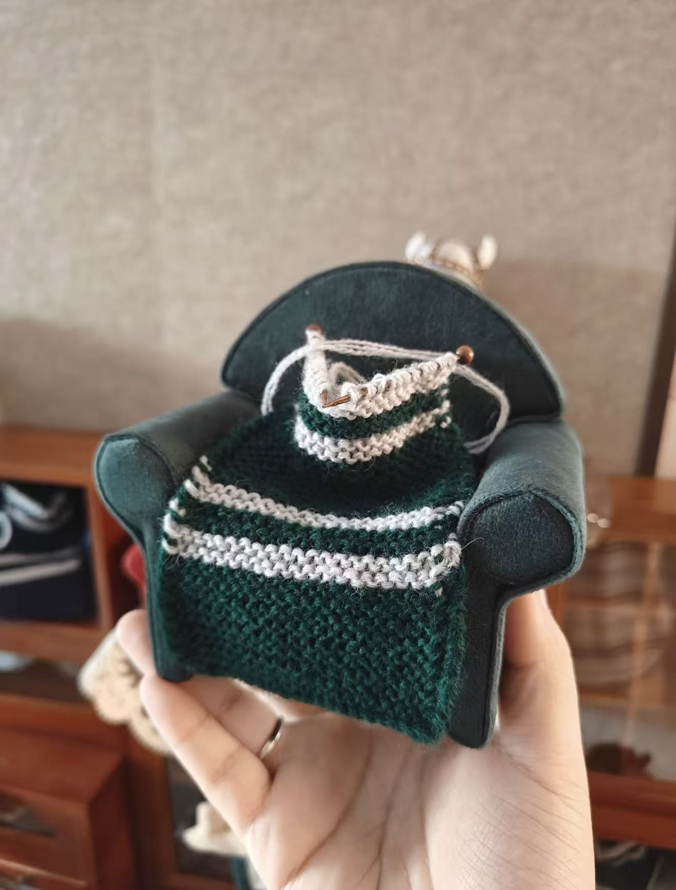 Handmade Mini Collector's Edition Magic Sofa (Fridge Magnet Ornament)