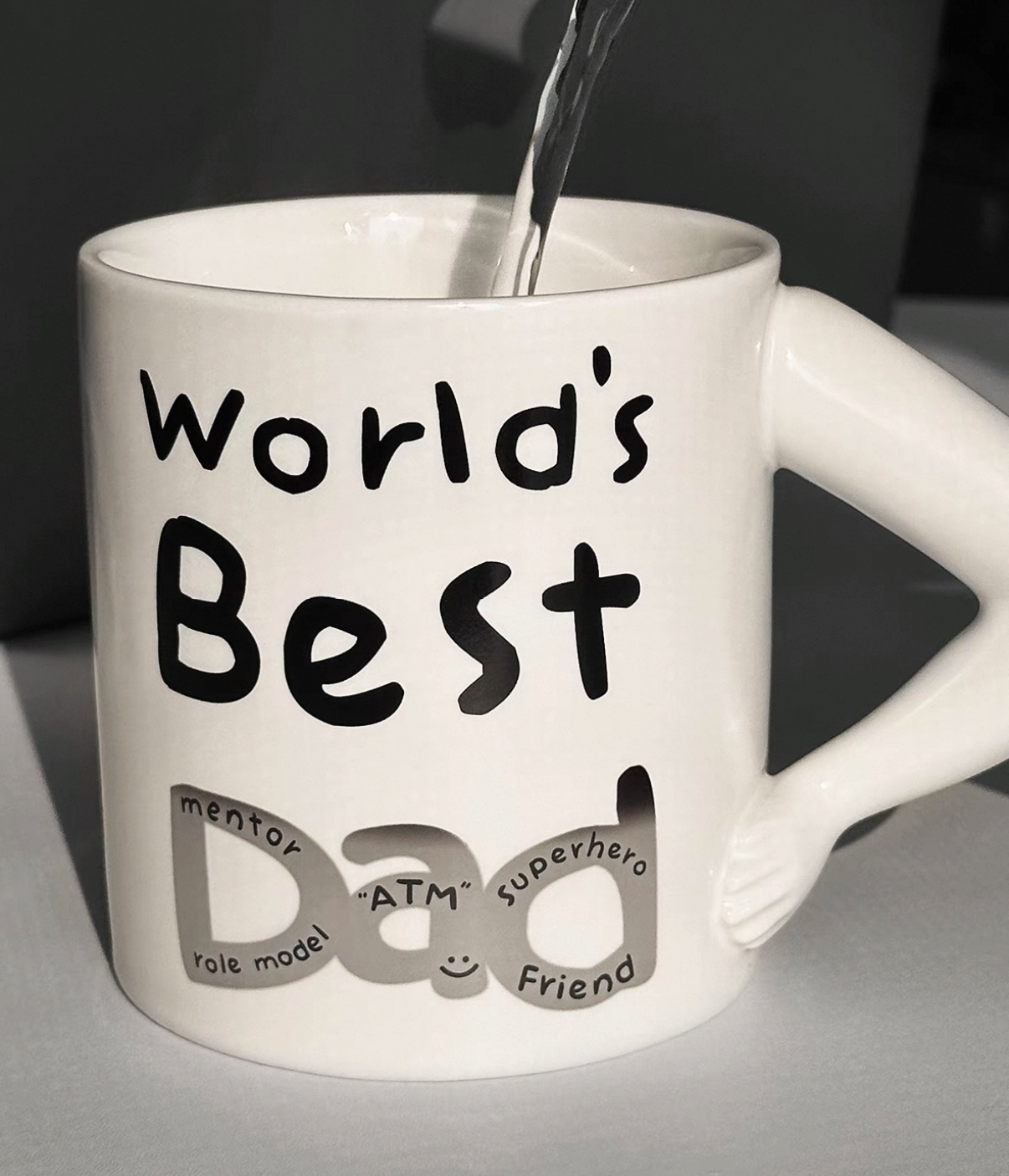 The  Heat-sensitive color-changing mug for the best MOM /DAD in the world!