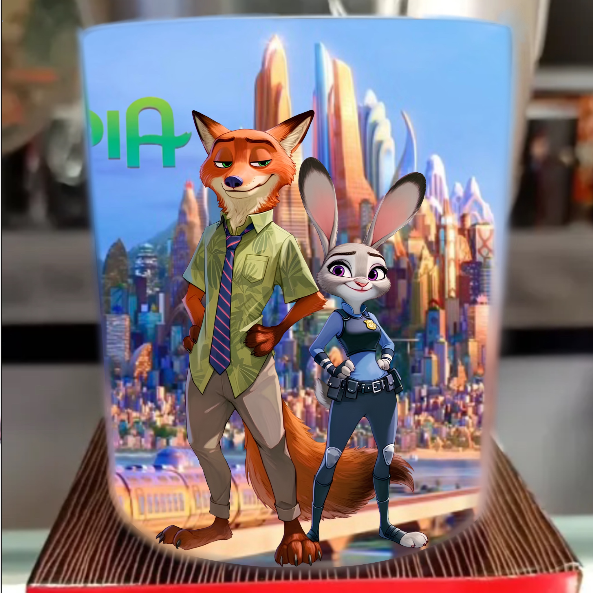 Judy the Bunny and Nick the FoxMagic Thermal Color-Changing Mug
