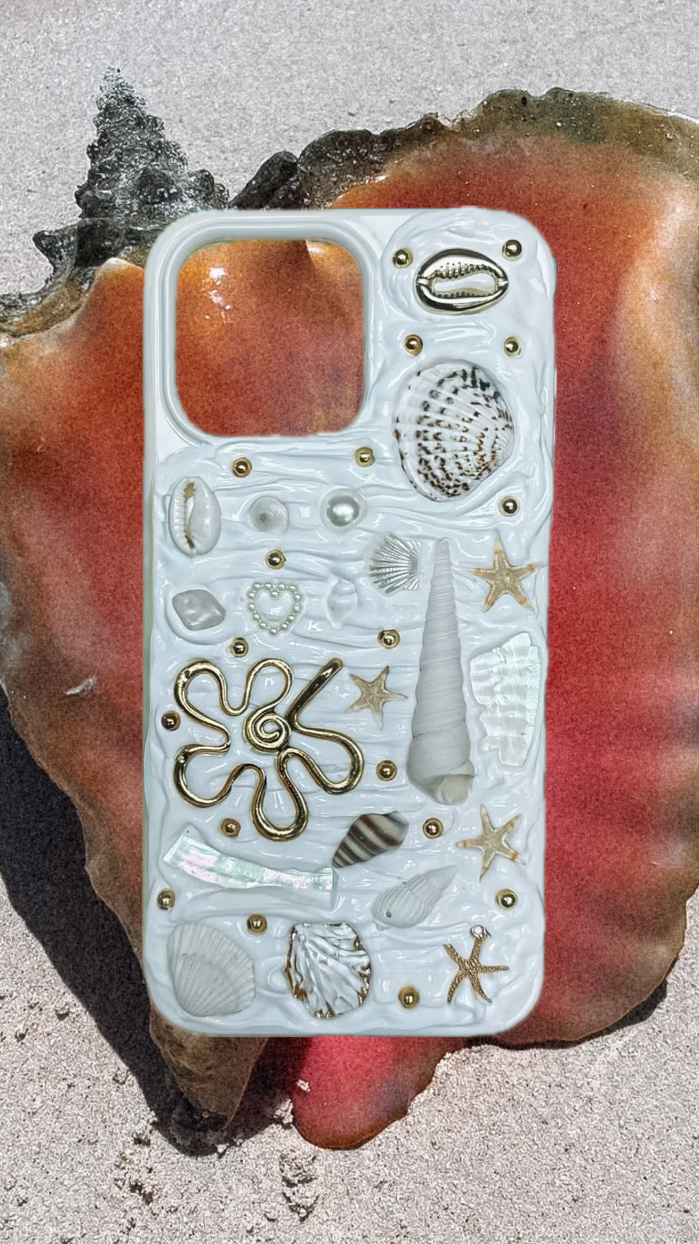 Hand-Crafted Shell Phonecase（Buy 2 get 1 free Chain)