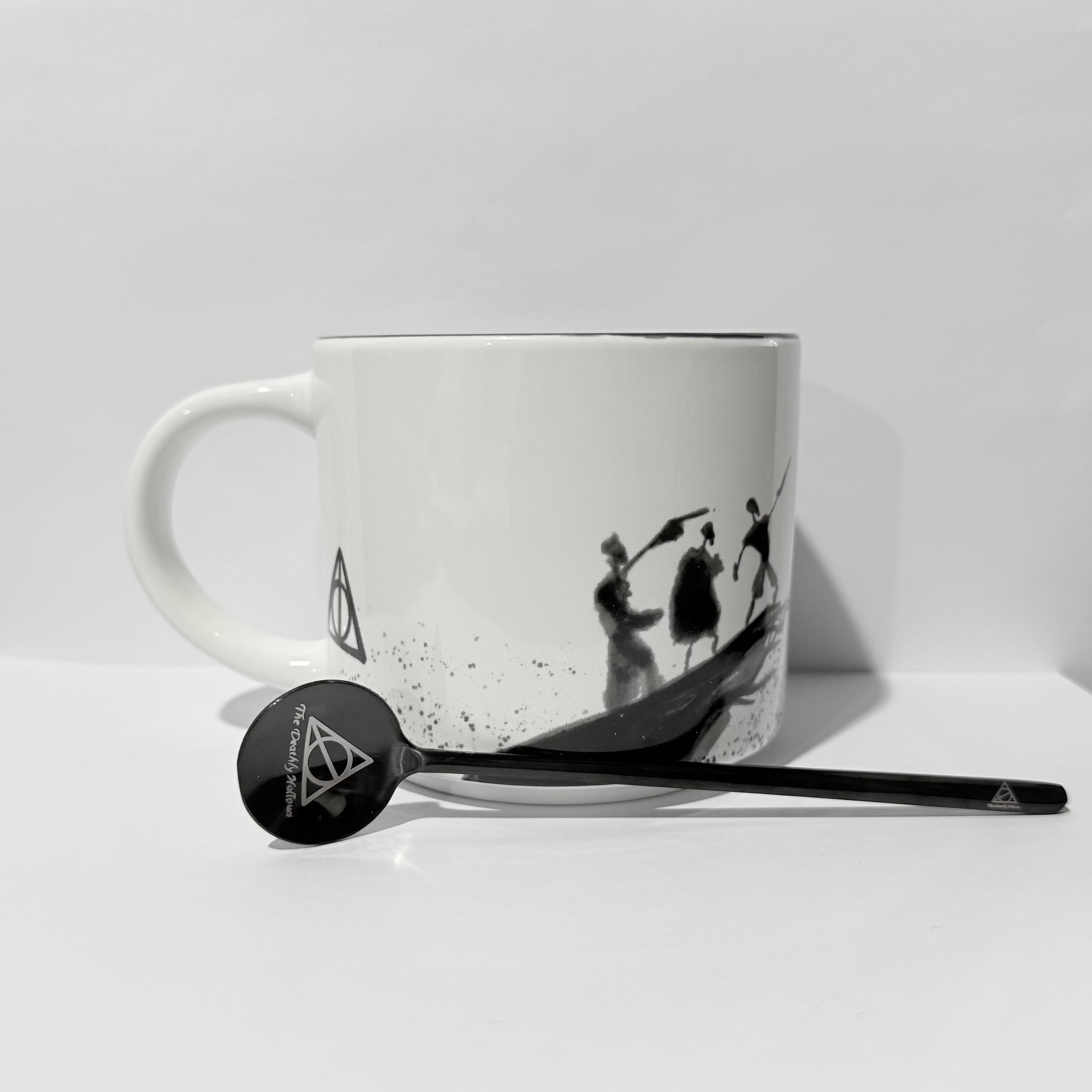  Hand-drawn Peverell Brothers Mug