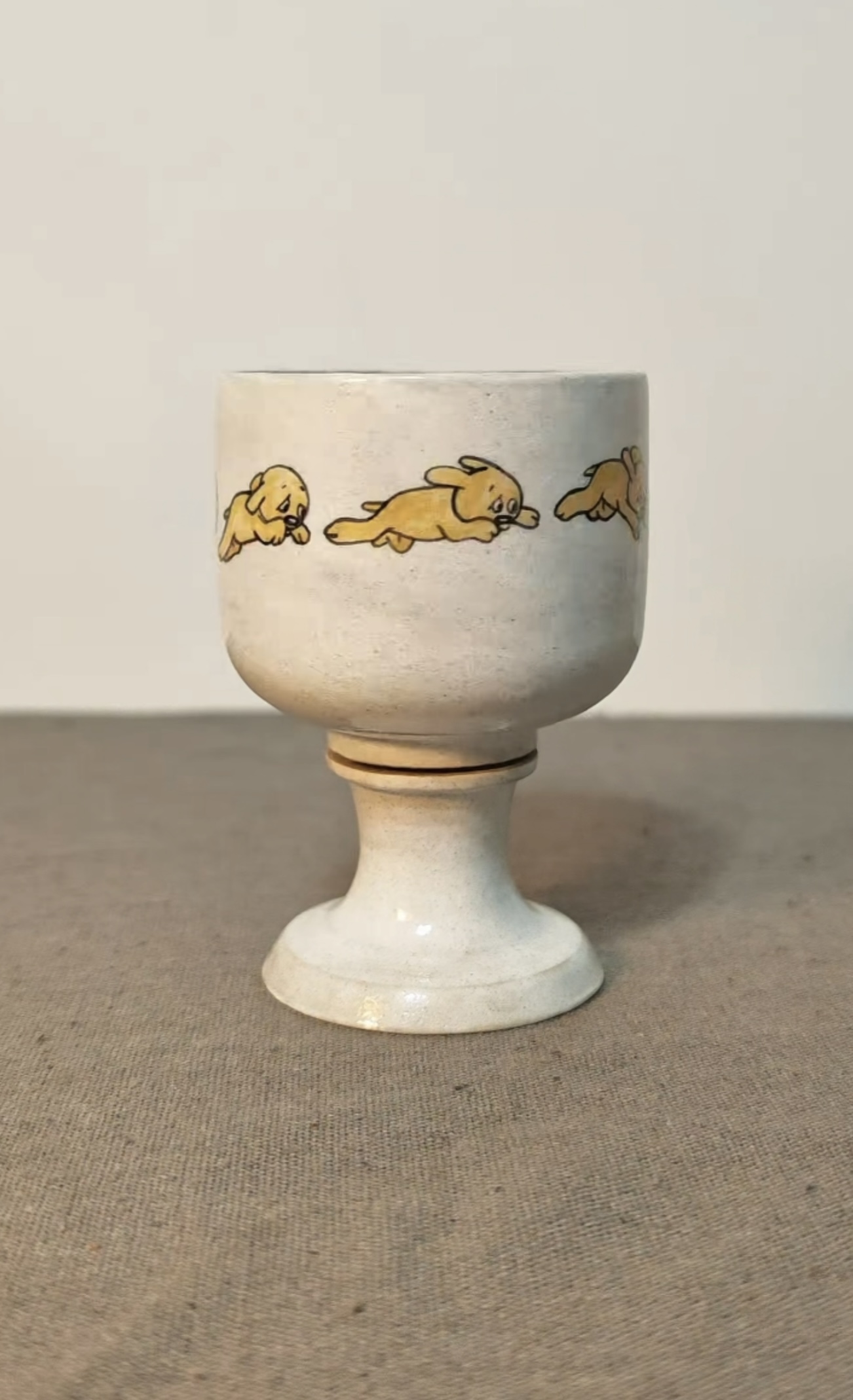 Running Dog Cartoon Pattern Rotatable Ceramic Goblet