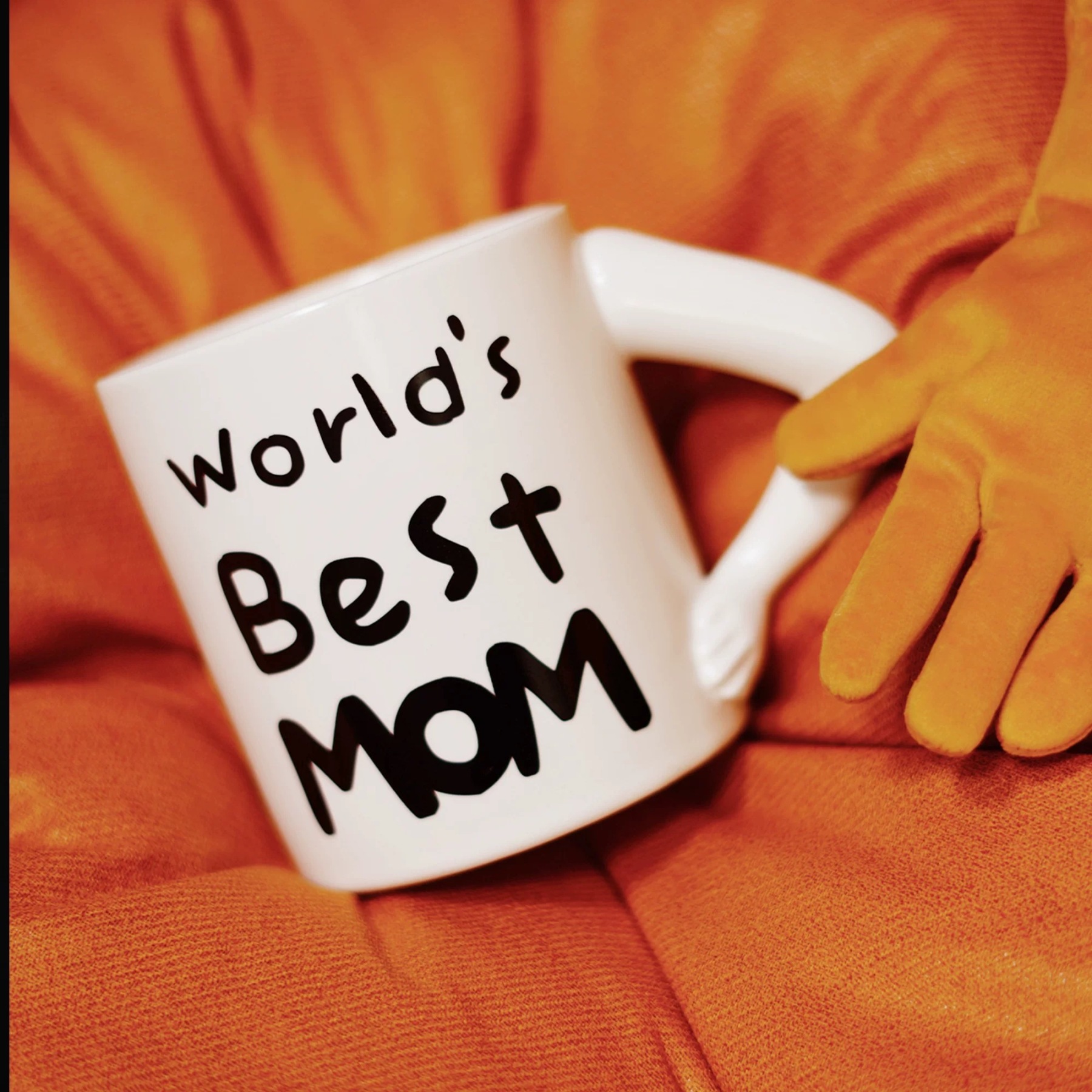 The  Heat-sensitive color-changing mug for the best MOM /DAD in the world!
