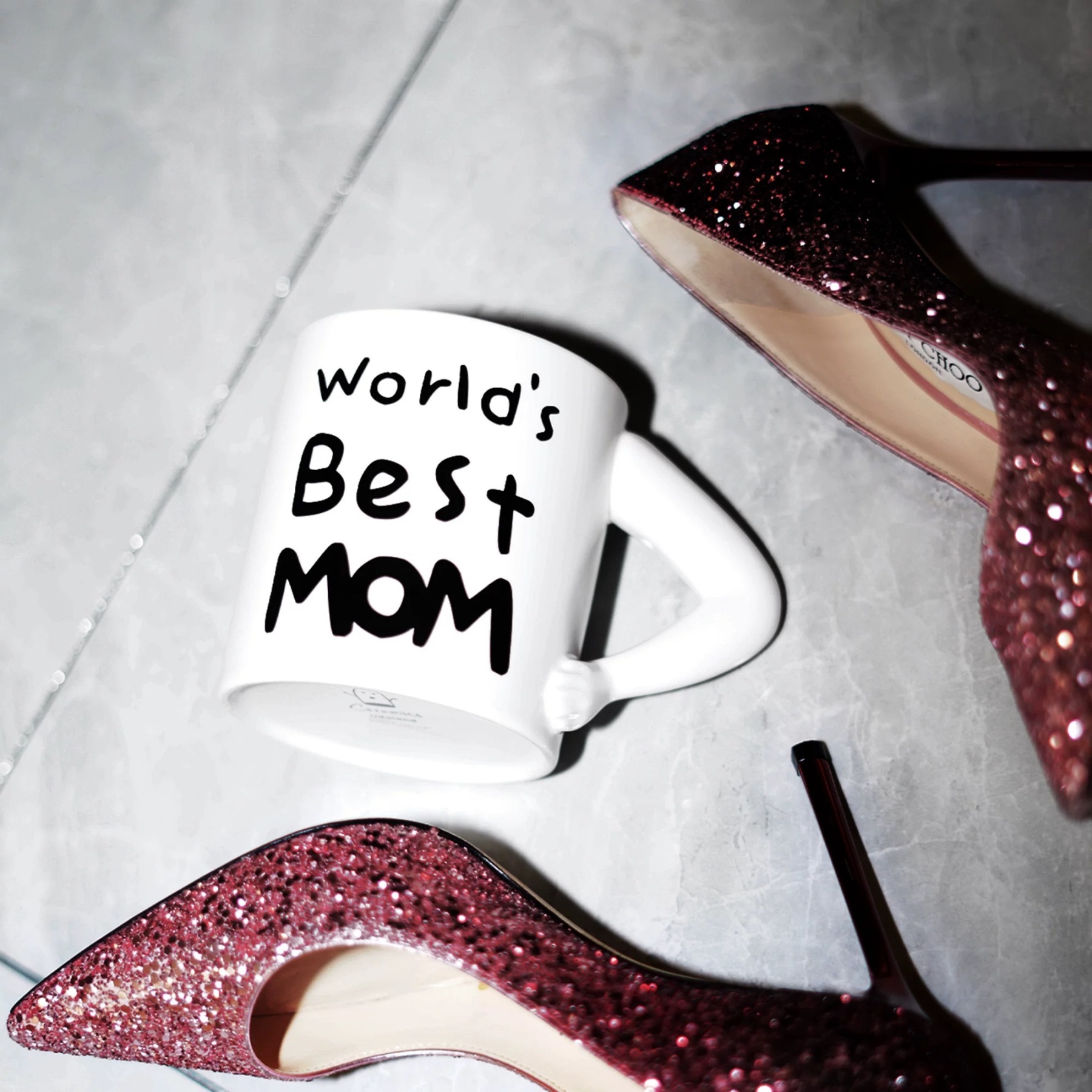 The  Heat-sensitive color-changing mug for the best MOM /DAD in the world!