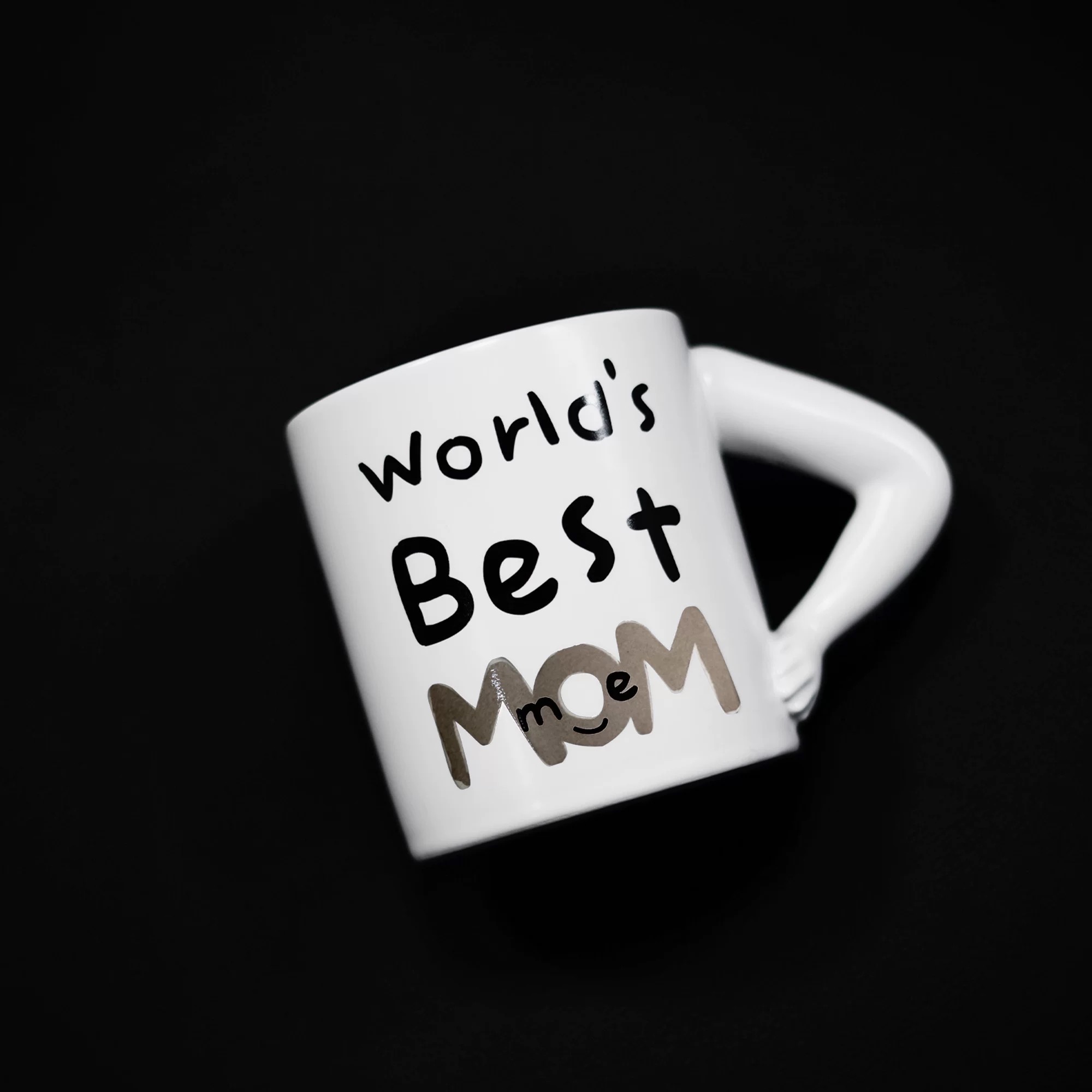 The  Heat-sensitive color-changing mug for the best MOM /DAD in the world!
