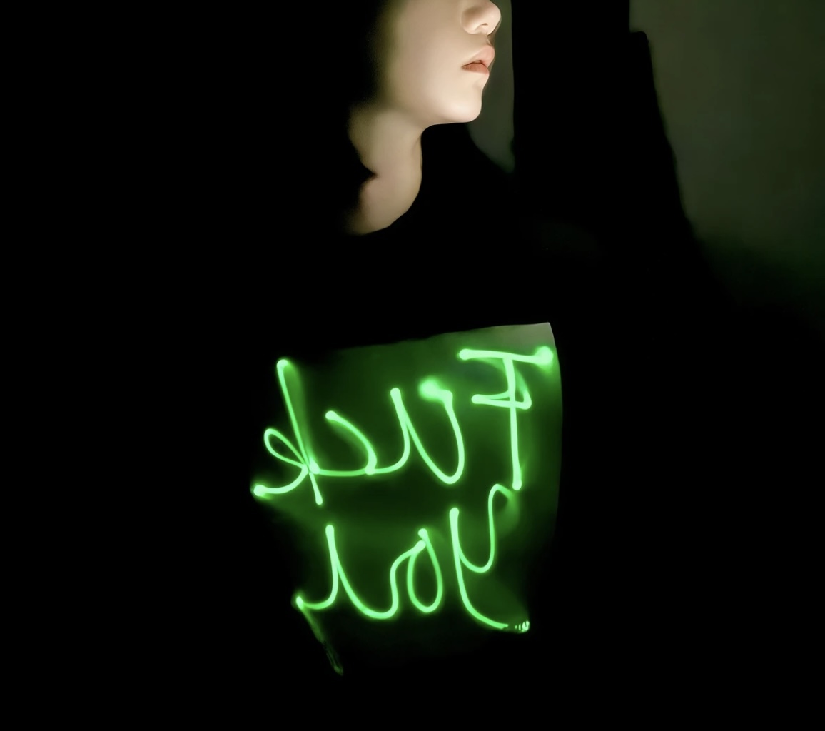 Luminous drawing board T-shirt
