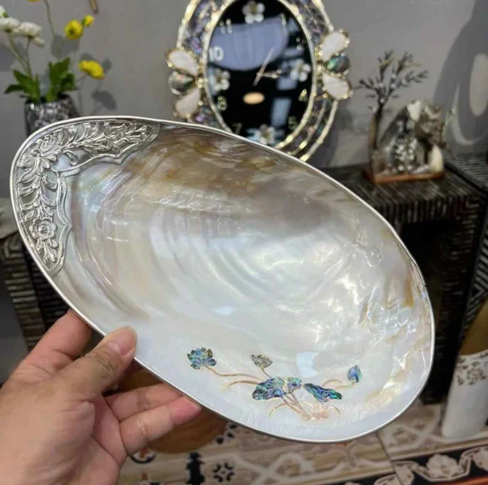 Handcrafted Conch Shell Wine Glass – Coastal Luxury Decor