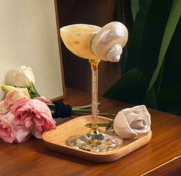 Handcrafted Conch Shell Wine Glass – Coastal Luxury Decor