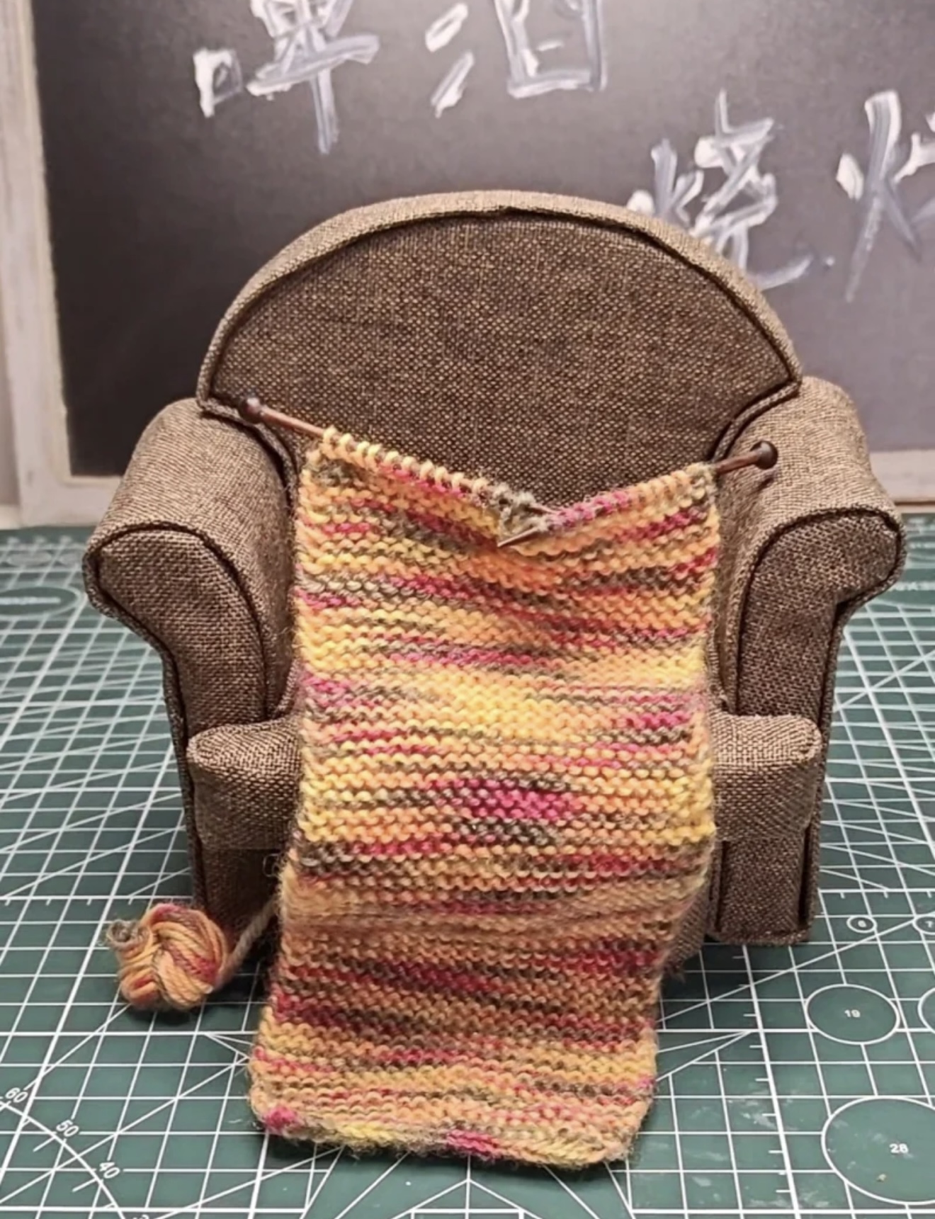 Handmade Mini Collector's Edition Magic Sofa (Fridge Magnet Ornament)