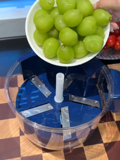 Škrabka na ovoce a zeleninu