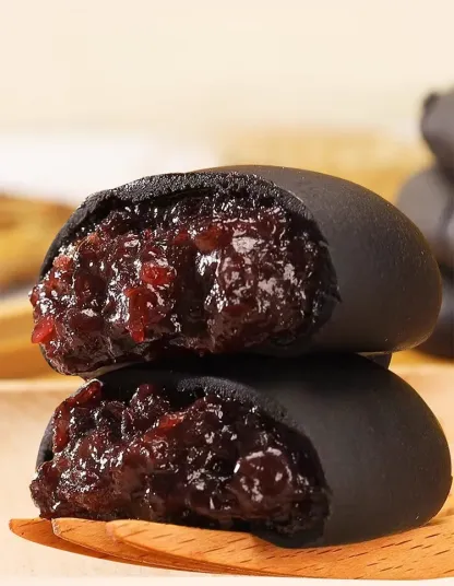 These sugar-free pastries made from five selected black ingredients are delicious