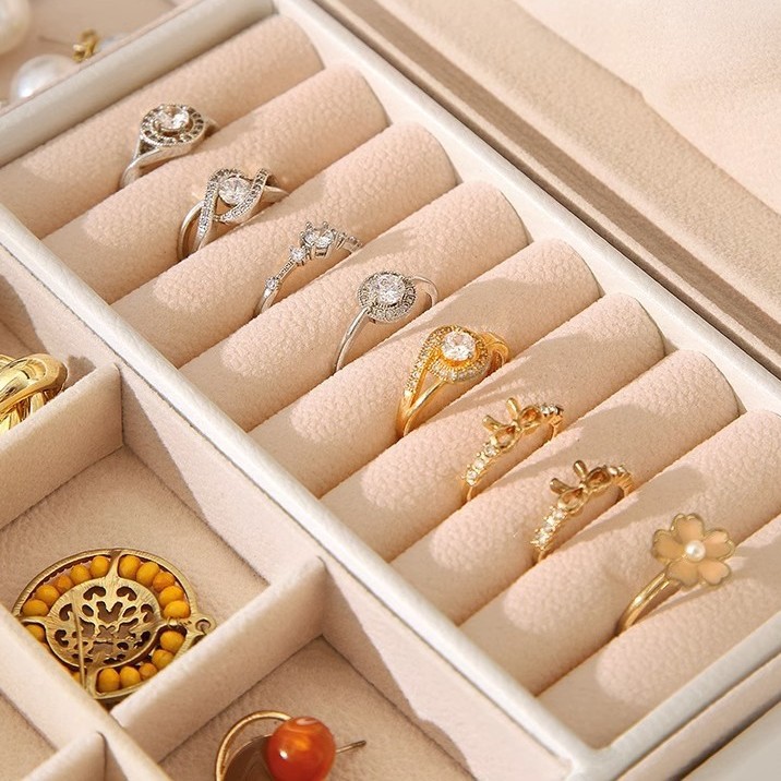 Double-layer jewelry storage box