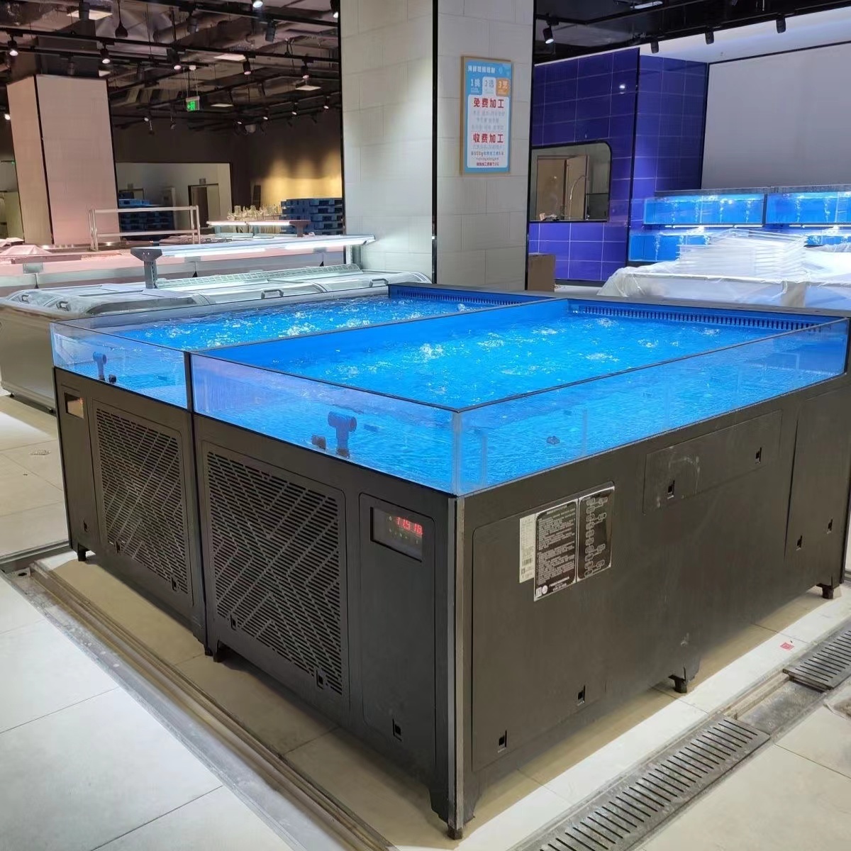 【Customized】 Three-layer trapezoidal mobile seafood tank with high ornamental value and easy installation