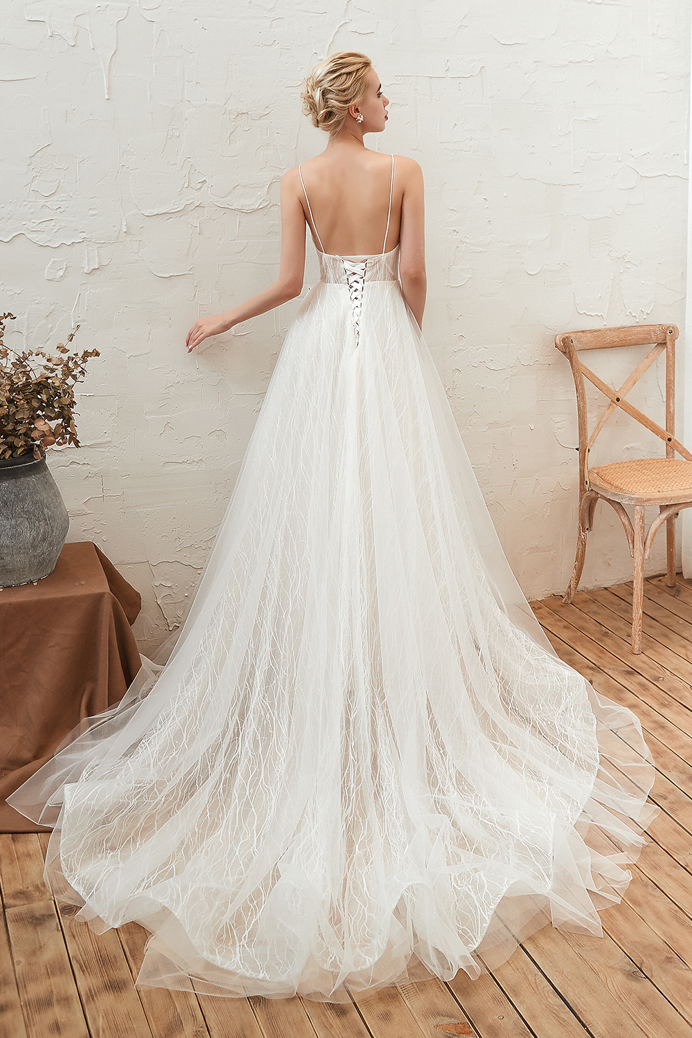 Classy A-Line Long V-neck Floor-length Lace Tulle Open Back Wedding Dress