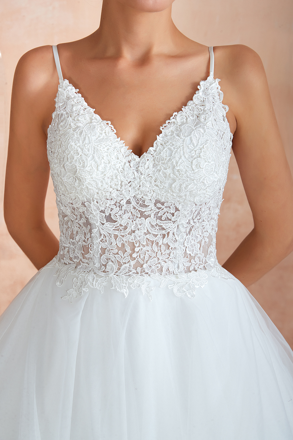 Long Sweetheart Appliques Lace Tulle A-line Wedding Dress