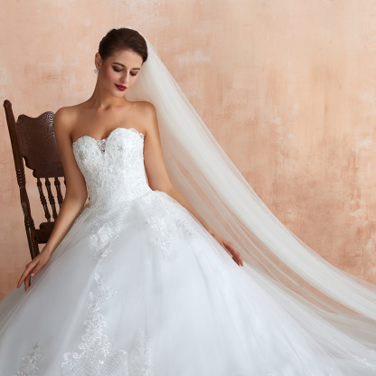 Stylish Long A-line Strapless Appliques Tulle Wedding Dress