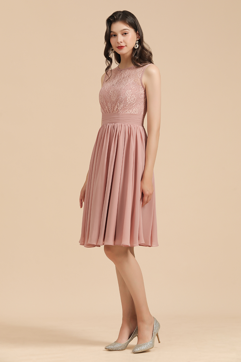 Simple Lace Straps Knee Length Short Bridesmaid Dress