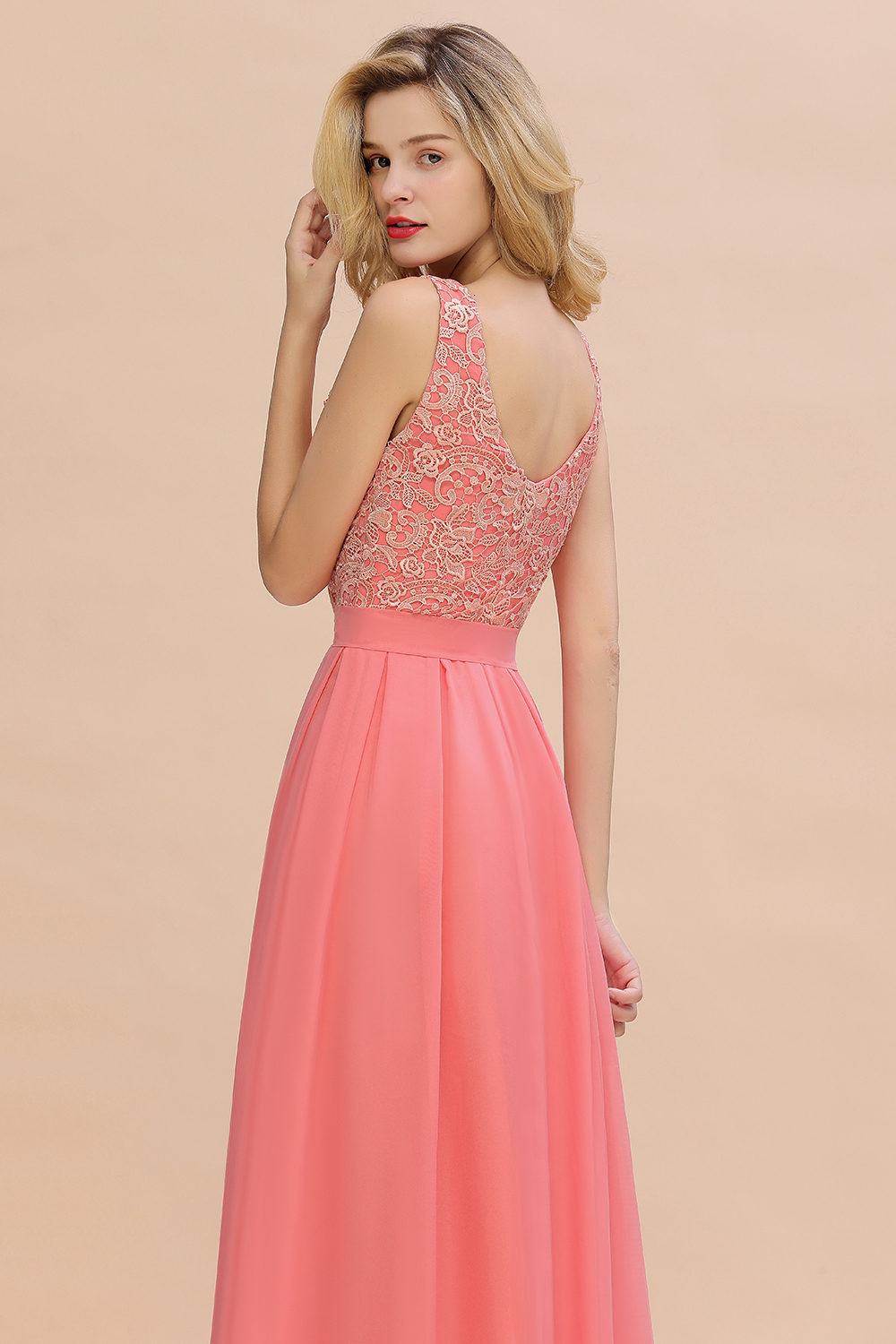 Beautiful Bateau A-line Floor-length Appliques Lace Chiffon Bridesmaid Dress