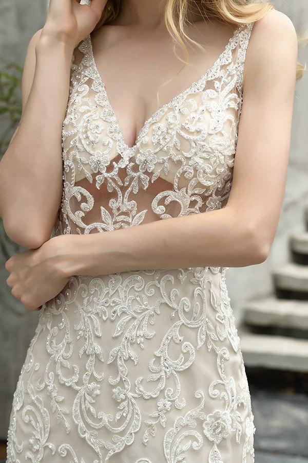 Elegant Long V-neck Appliques Lace Mermaid Wedding Dress