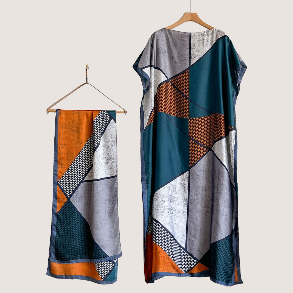 Women's Peacock Print Cape Shawl & Scarf Set, Elegant Beach Cover-Up For Holiday Vacation, Swimsuit Cover Up