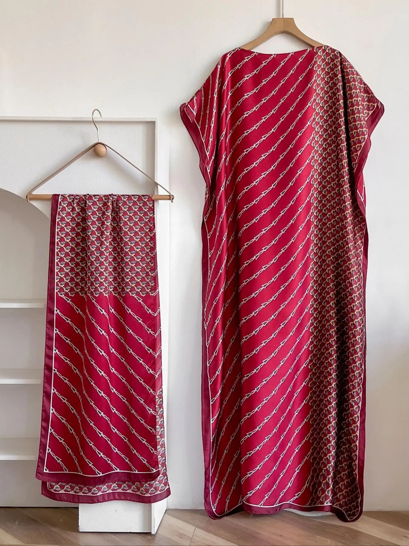 Women's Floral Print Lightweight Long Dress & Scarf Piece Set Outfit, Boho Casual Wear Shawl Dress & Scarf Set for Beach Vacation Holiday, Ladies Clothes for All Seasons