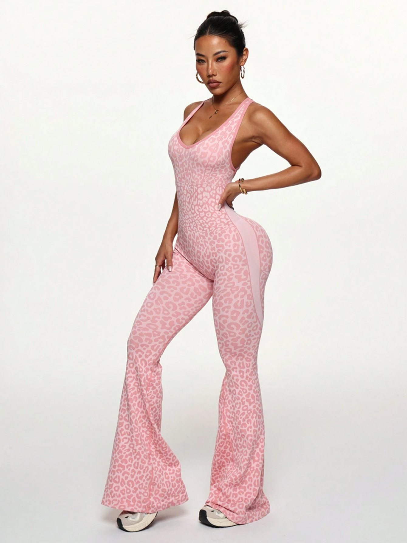 Women's Leopard Print Flared Sports Jumpsuit - Backless Hollow Cross-Twisted Back, High-Waisted, Cooling Quick-Drying, Figure-Flattering Gym Apparel, Sports Clothes, Casual Style for Yoga/Outdoor, Clothes for Women