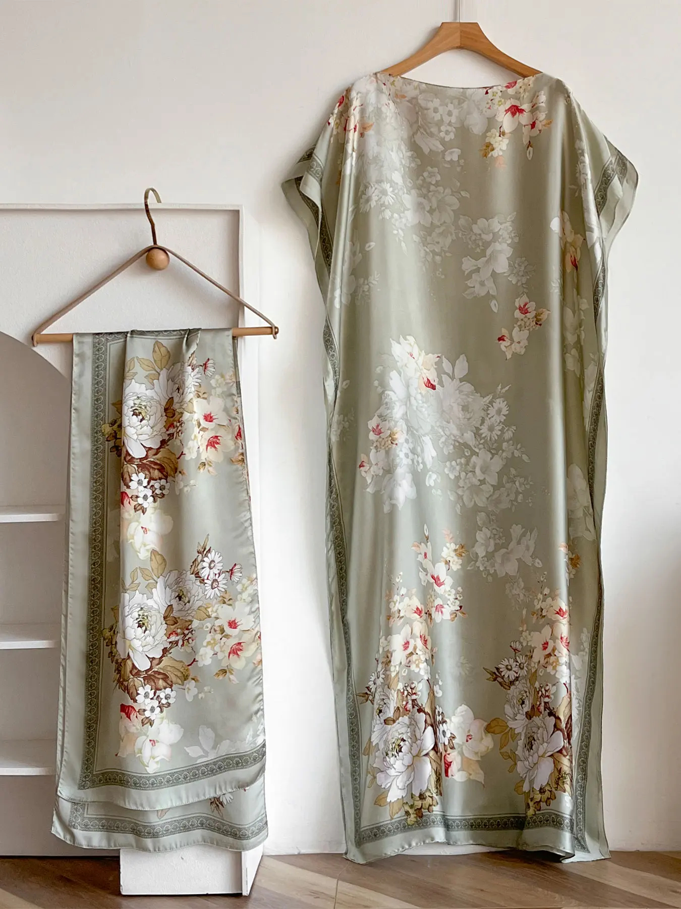 Women's Floral Print Lightweight Long Dress & Scarf Piece Set Outfit, Boho Casual Wear Shawl Dress & Scarf Set for Beach Vacation Holiday, Ladies Clothes for All Seasons
