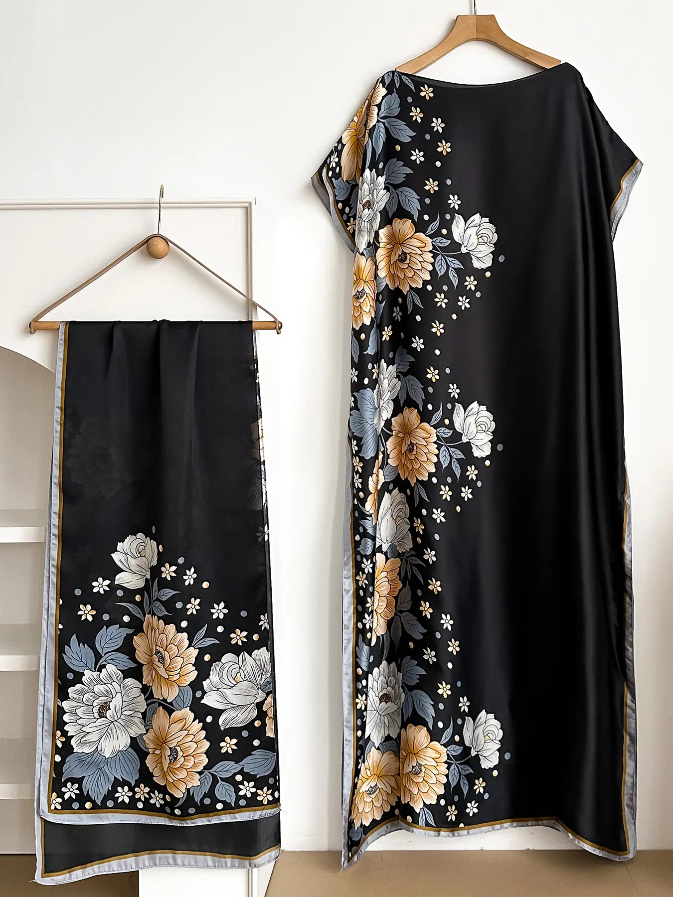 Women's Floral Print Lightweight Long Dress & Scarf Piece Set Outfit, Boho Casual Wear Shawl Dress & Scarf Set for Beach Vacation Holiday, Ladies Clothes for All Seasons