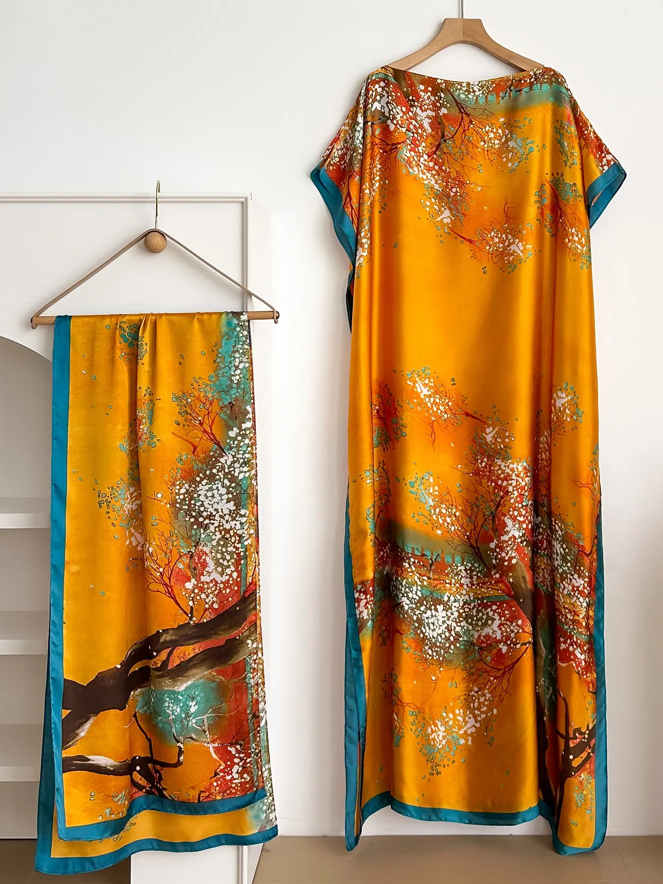 Women's Floral Print Lightweight Long Dress & Scarf Piece Set Outfit, Boho Casual Wear Shawl Dress & Scarf Set for Beach Vacation Holiday, Ladies Clothes for All Seasons
