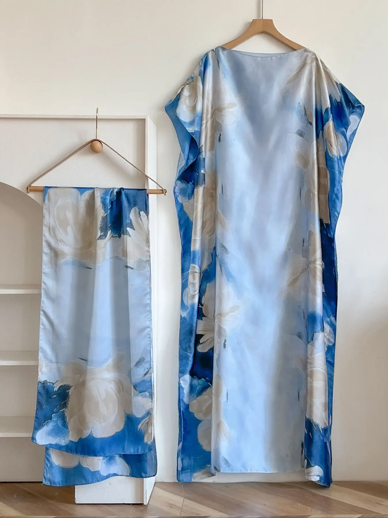 Women's Floral Print Lightweight Long Dress & Scarf Piece Set Outfit, Boho Casual Wear Shawl Dress & Scarf Set for Beach Vacation Holiday, Ladies Clothes for All Seasons