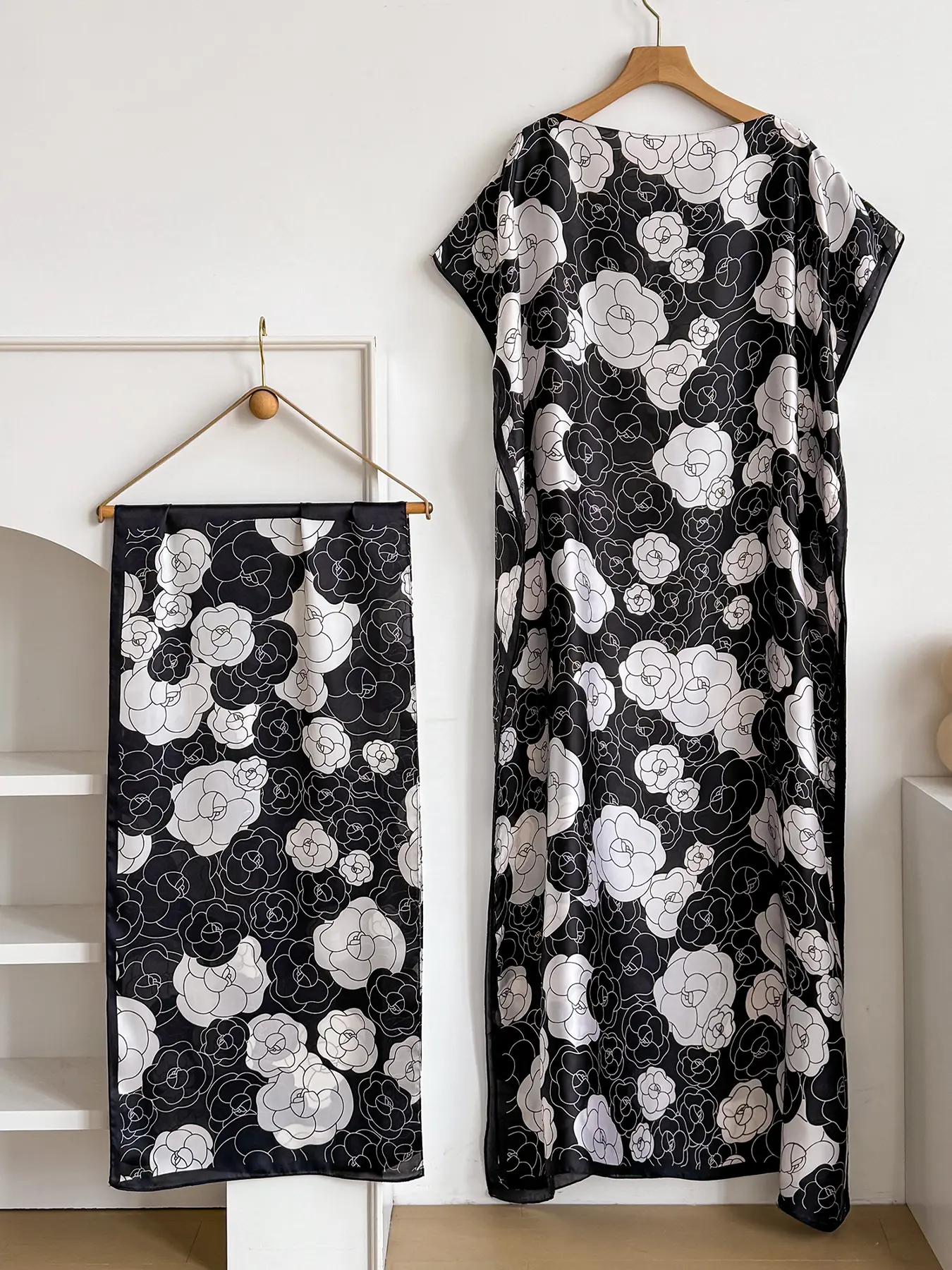 Women's Floral Print Lightweight Long Dress & Scarf Piece Set Outfit, Boho Casual Wear Shawl Dress & Scarf Set for Beach Vacation Holiday, Ladies Clothes for All Seasons