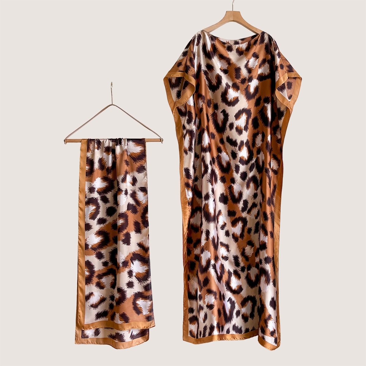 Women's Peacock Print Cape Shawl & Scarf Set, Elegant Beach Cover-Up For Holiday Vacation, Swimsuit Cover Up