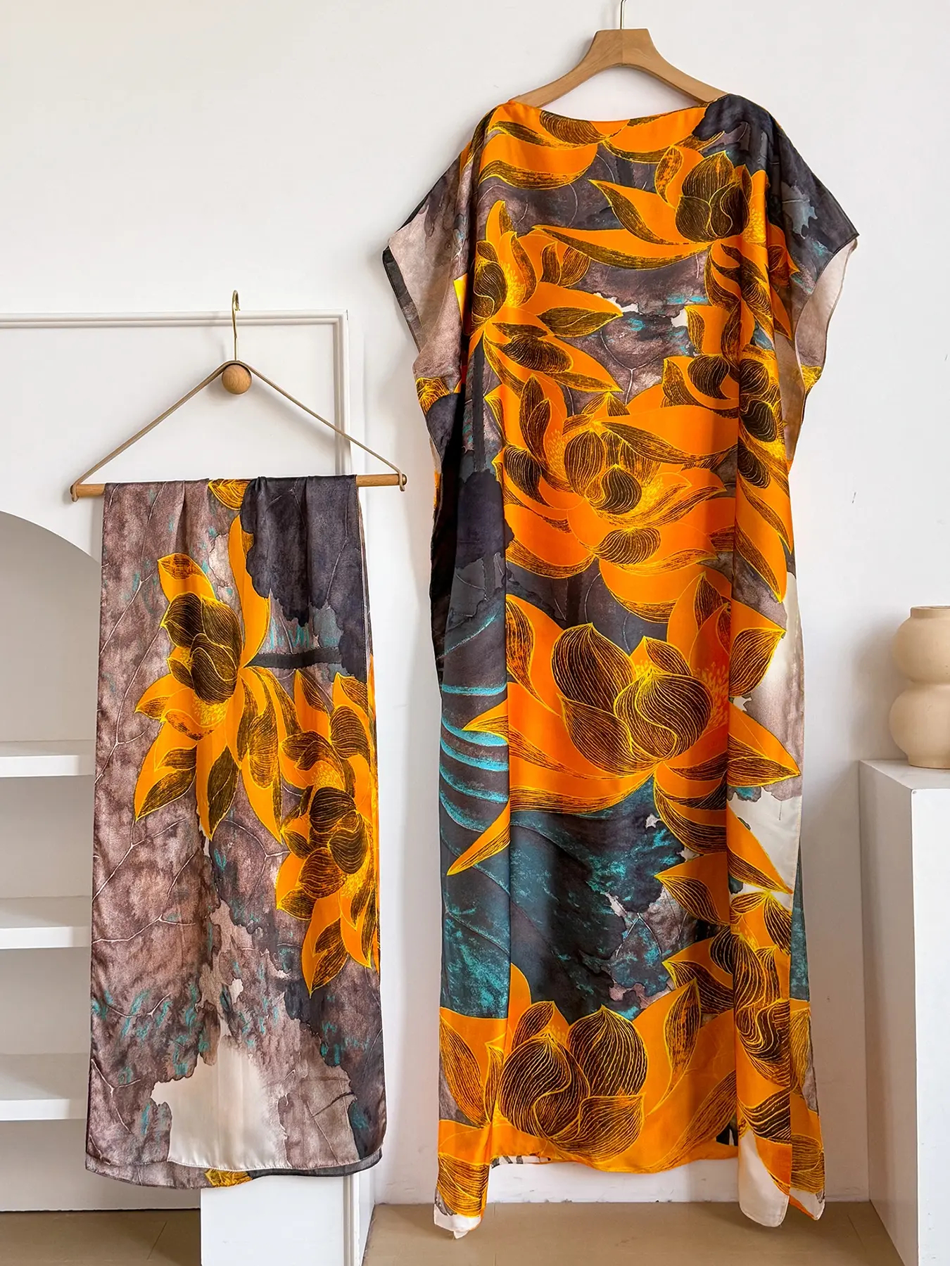 Women's Floral Print Lightweight Long Dress & Scarf Piece Set Outfit, Boho Casual Wear Shawl Dress & Scarf Set for Beach Vacation Holiday, Ladies Clothes for All Seasons