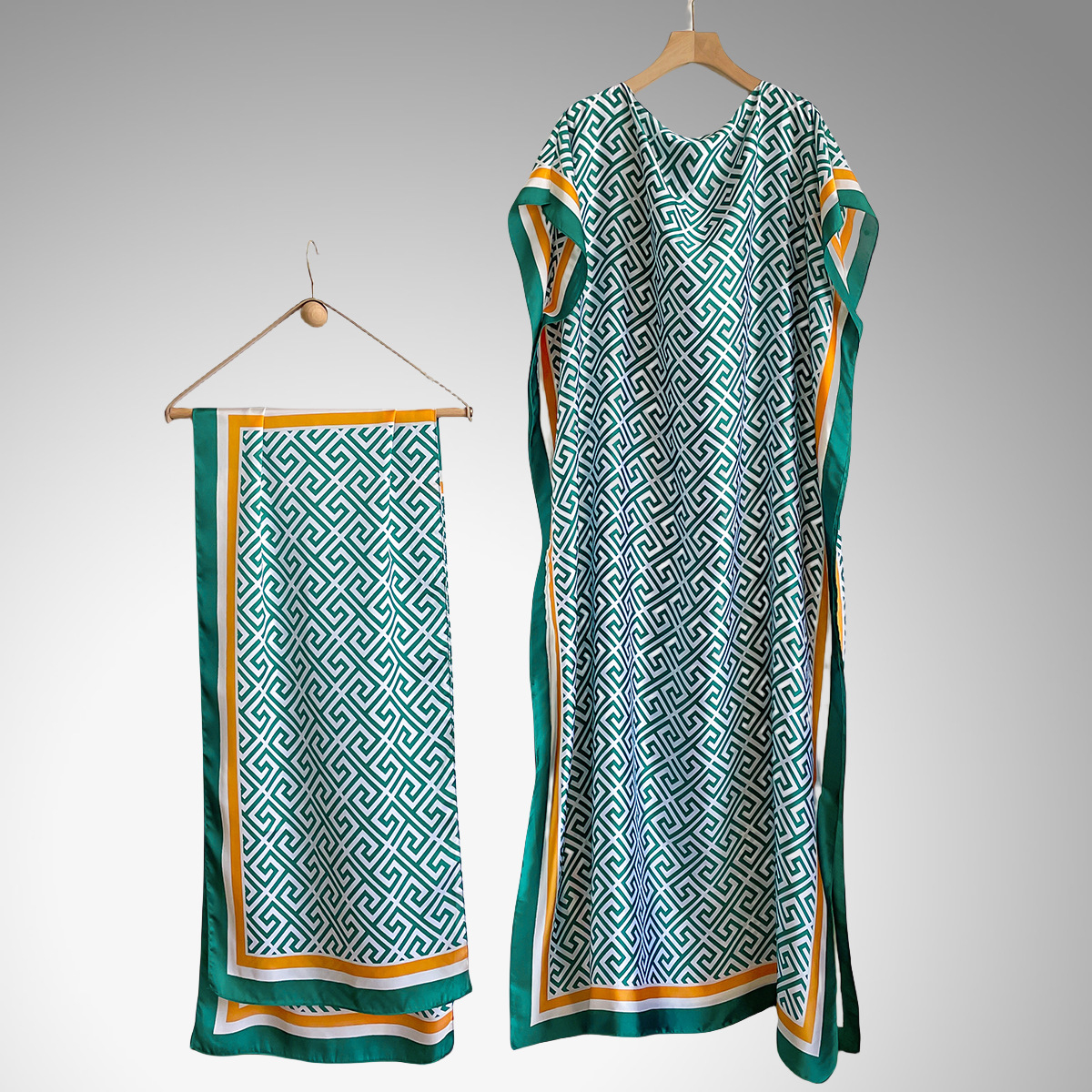 Women's Peacock Print Cape Shawl & Scarf Set, Elegant Beach Cover-Up For Holiday Vacation, Swimsuit Cover Up