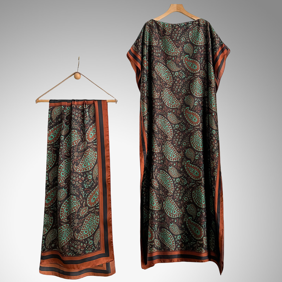 Women's Peacock Print Cape Shawl & Scarf Set, Elegant Beach Cover-Up For Holiday Vacation, Swimsuit Cover Up