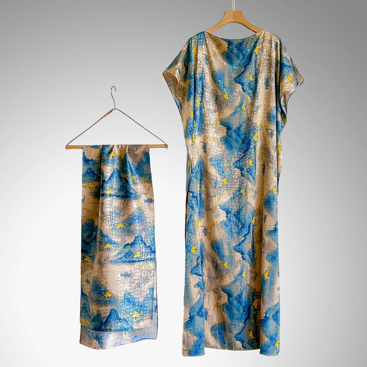 Women's Peacock Print Cape Shawl & Scarf Set, Elegant Beach Cover-Up For Holiday Vacation, Swimsuit Cover Up