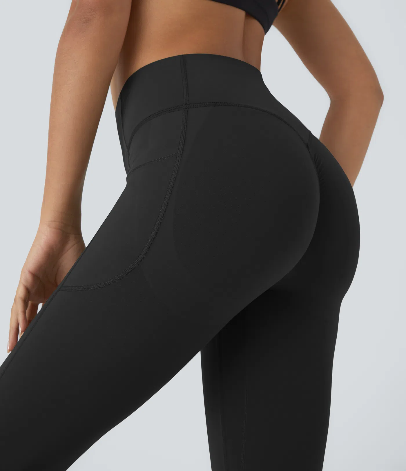 High Waisted Scrunch Butt Lifting Tummy Control Pocket Shaping Capri Training Leggings