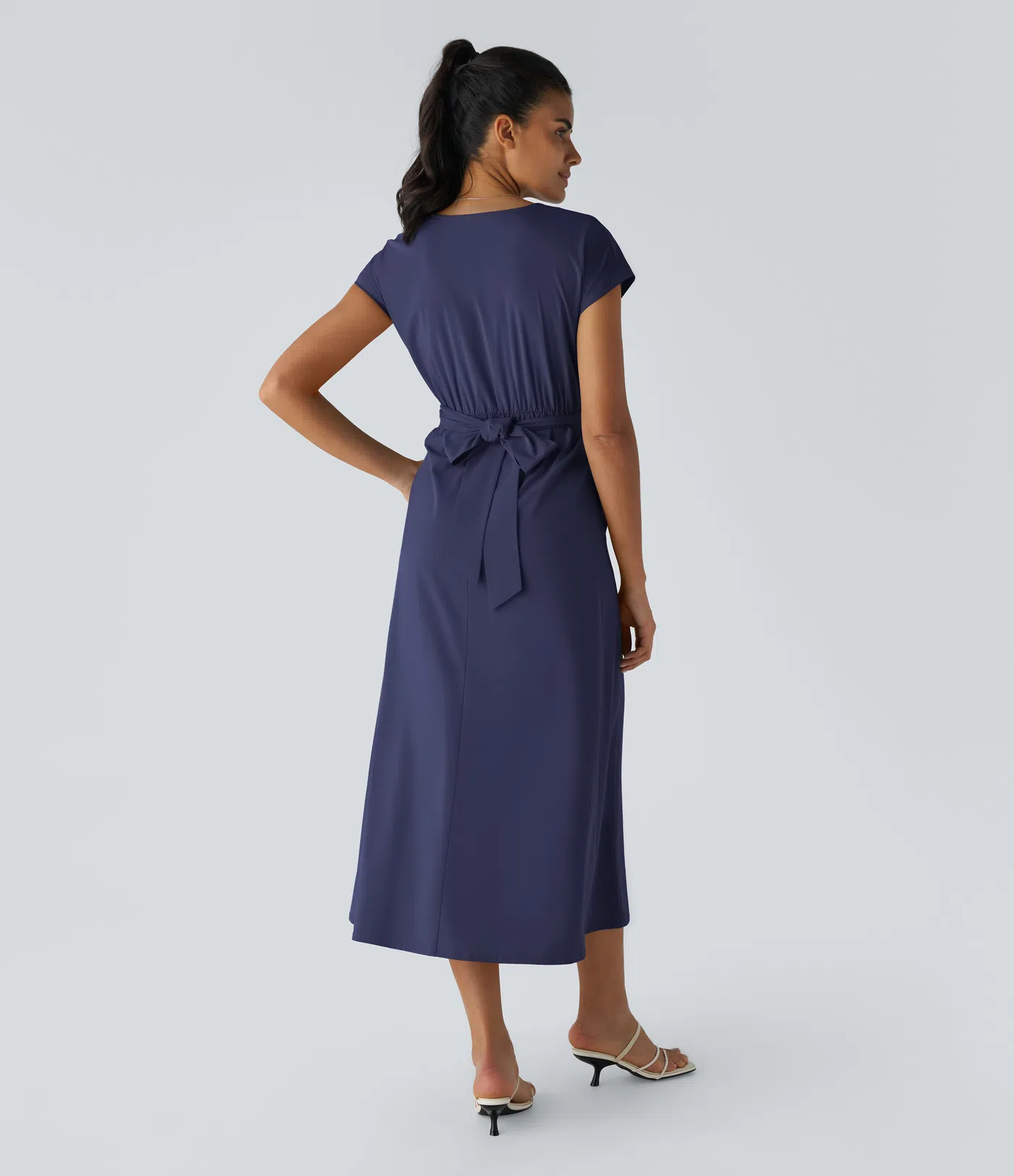 V-neck Short-sleeve Pocket Lace-up Back Quick-drying Mid-length Casual Dress-extended