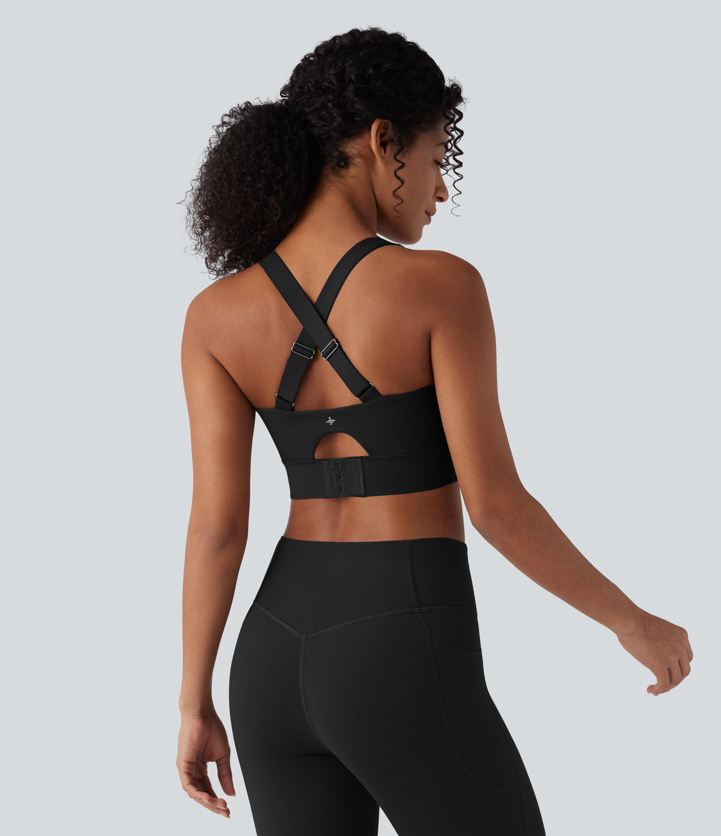 Medium Support Push-Up Crisscross Adjustable Straps Training Sports Bra