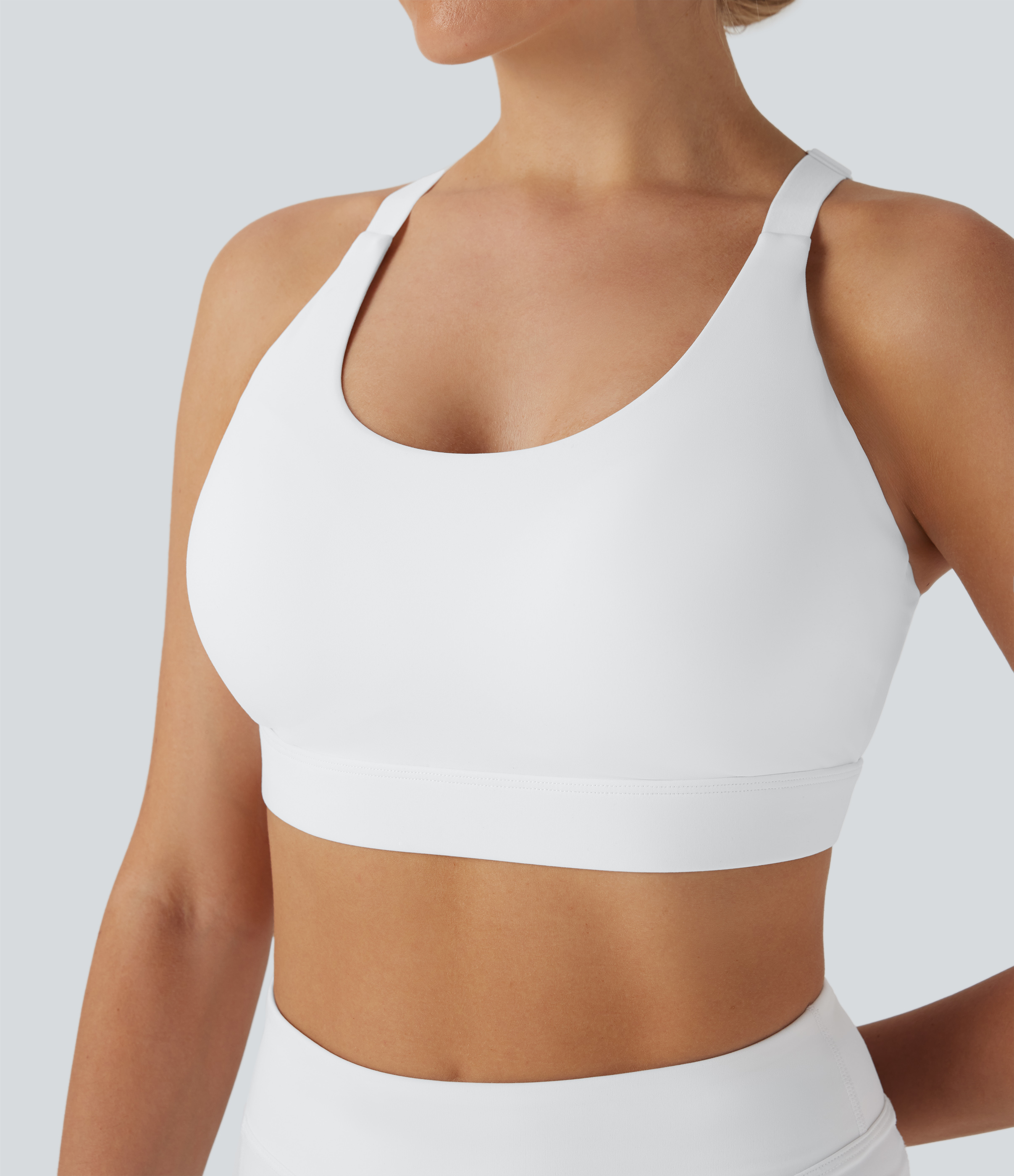 Medium Support Molded Cups Perforated Adjustable Hook Quick Dry Training Sports Bra  D-F Cups