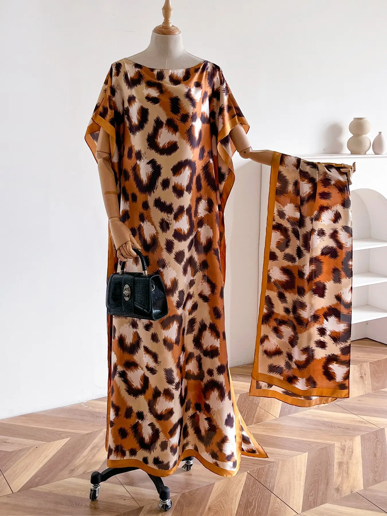 Women's Peacock Print Cape Shawl & Scarf Set, Elegant Beach Cover-Up For Holiday Vacation, Swimsuit Cover Up