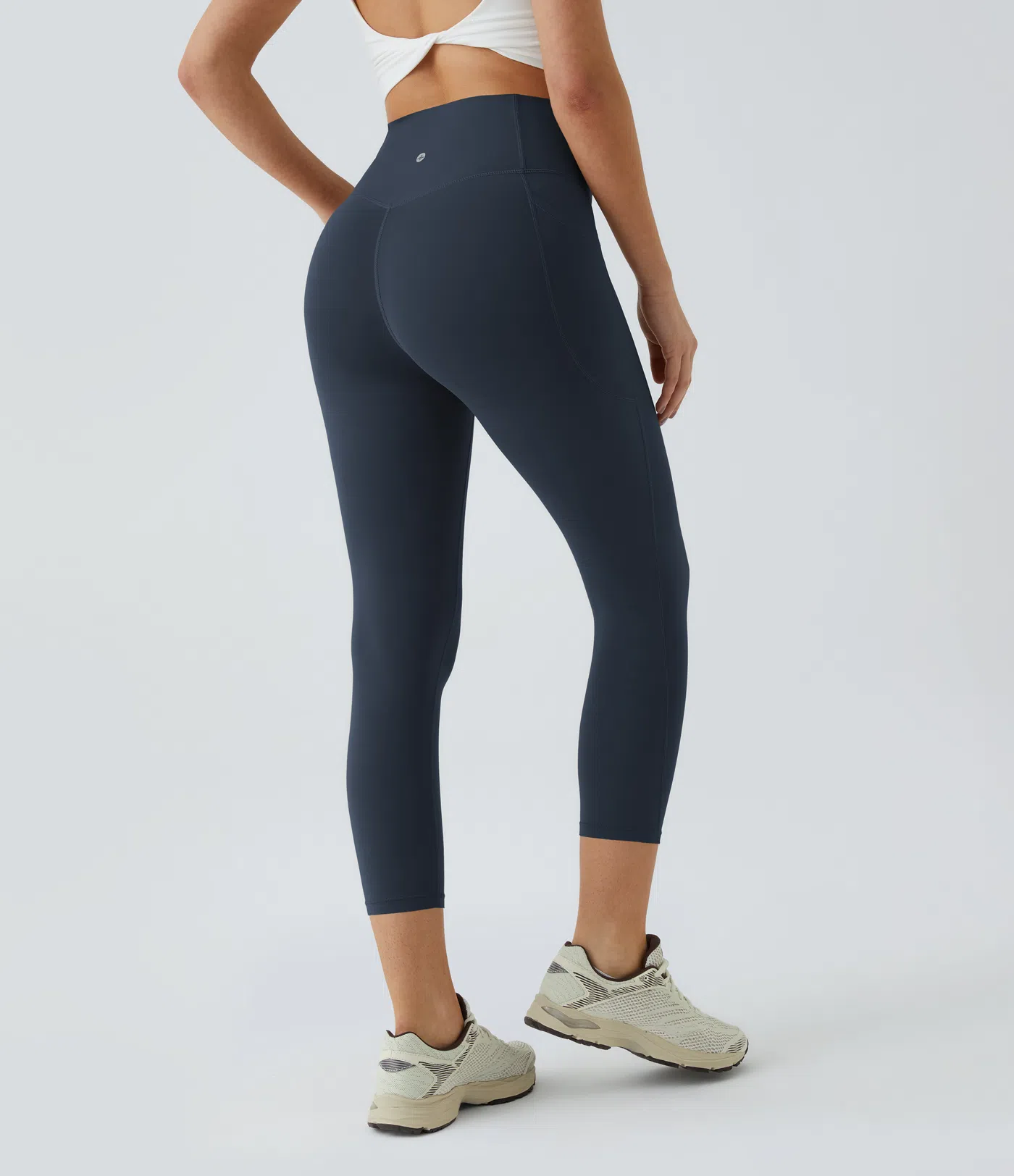 High Waisted Tummy Control Pocket Shaping Training Capri Leggings