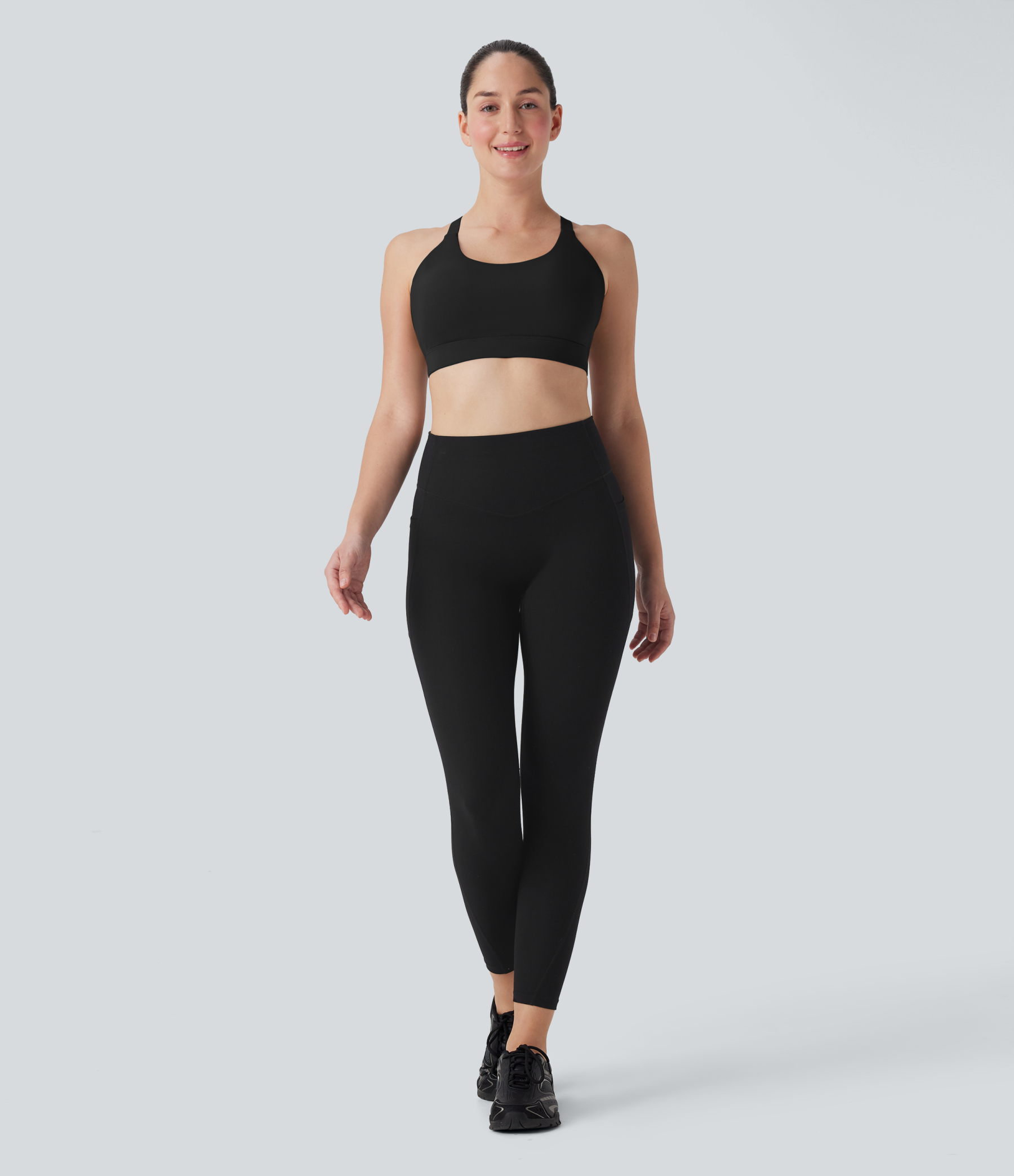 Medium Support Molded Cups Perforated Adjustable Hook Quick Dry Training Sports Bra  D-F Cups