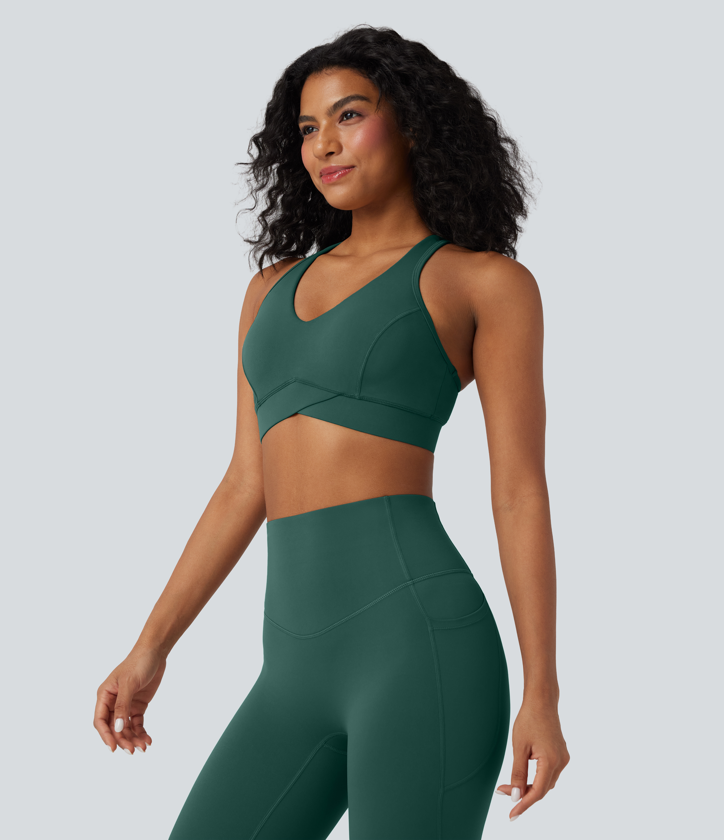 Halara UltraSculpt™ Medium Support V Neck Racerback Training Sports Bra