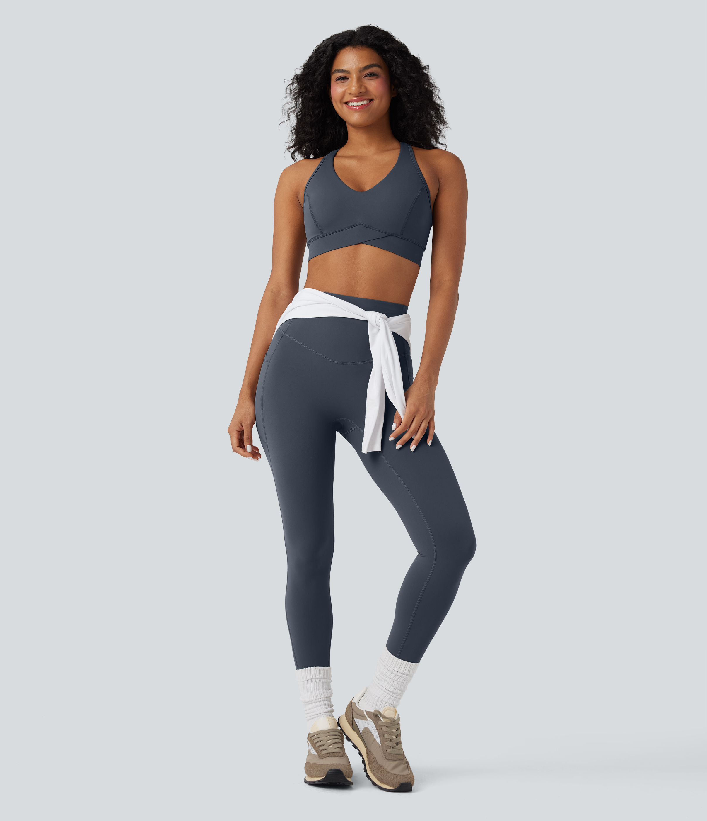 Halara UltraSculpt™ Medium Support V Neck Racerback Training Sports Bra