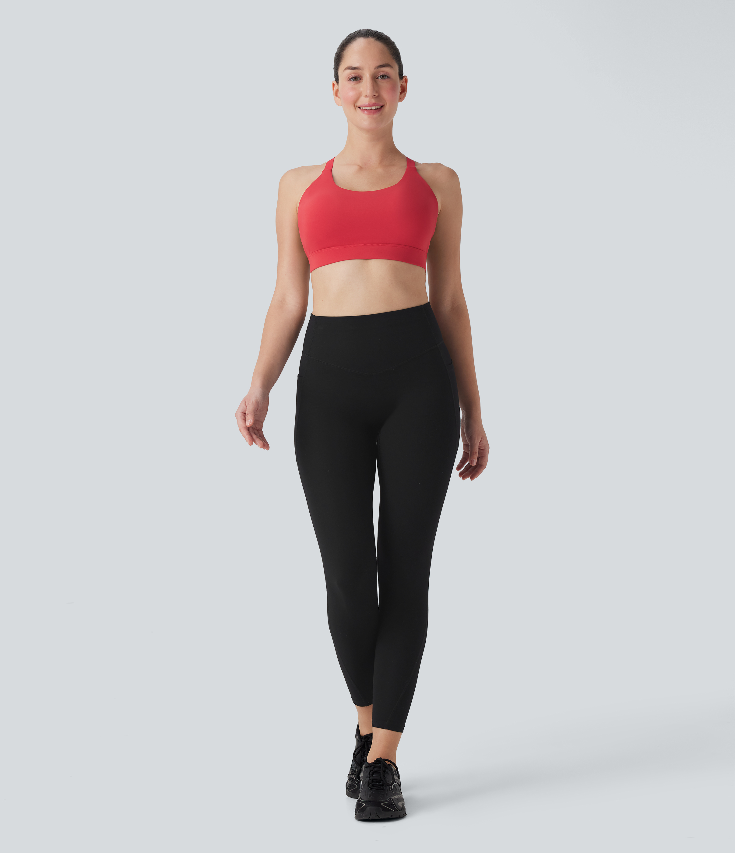 Medium Support Molded Cups Perforated Adjustable Hook Quick Dry Training Sports Bra  D-F Cups