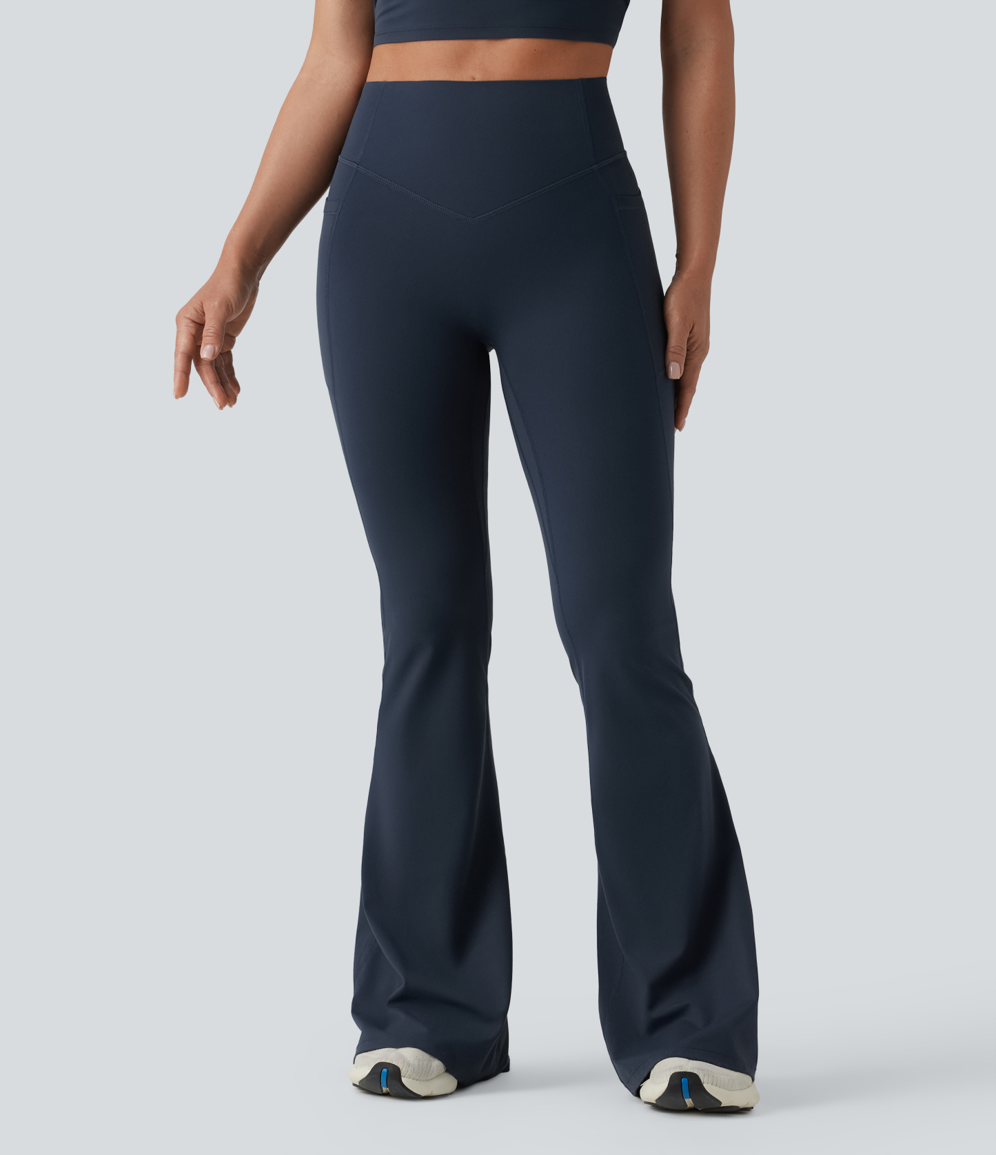 High Waisted Scrunch Butt Lifting Tummy Control Shaping Yoga Flare Leggings with Pockets