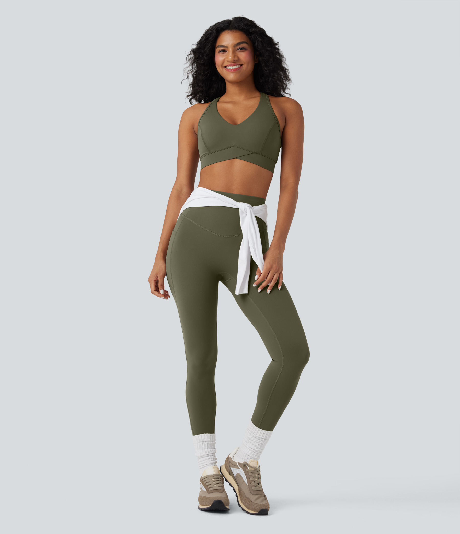 Halara UltraSculpt™ Medium Support V Neck Racerback Training Sports Bra