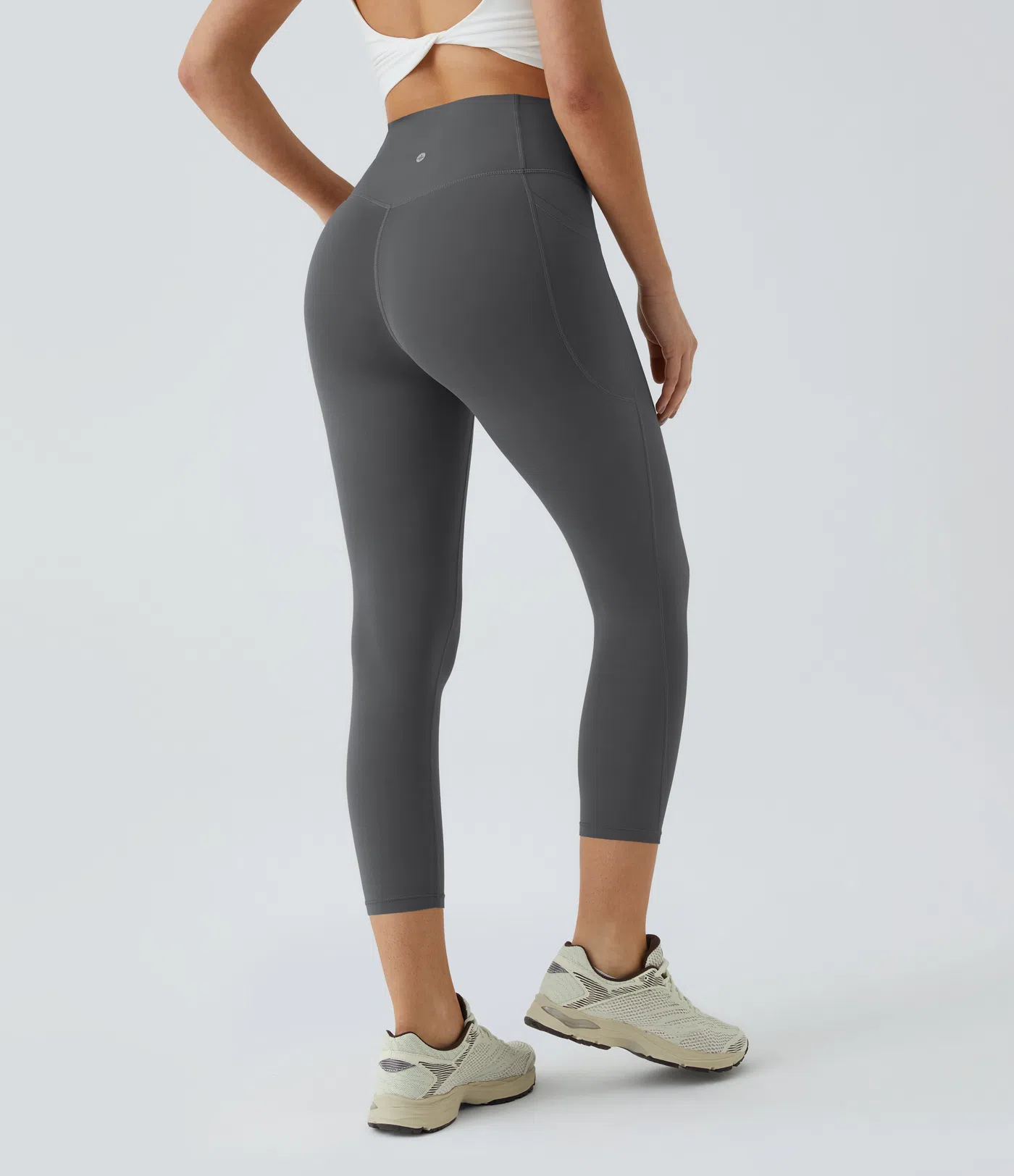 High Waisted Tummy Control Pocket Shaping Training Capri Leggings